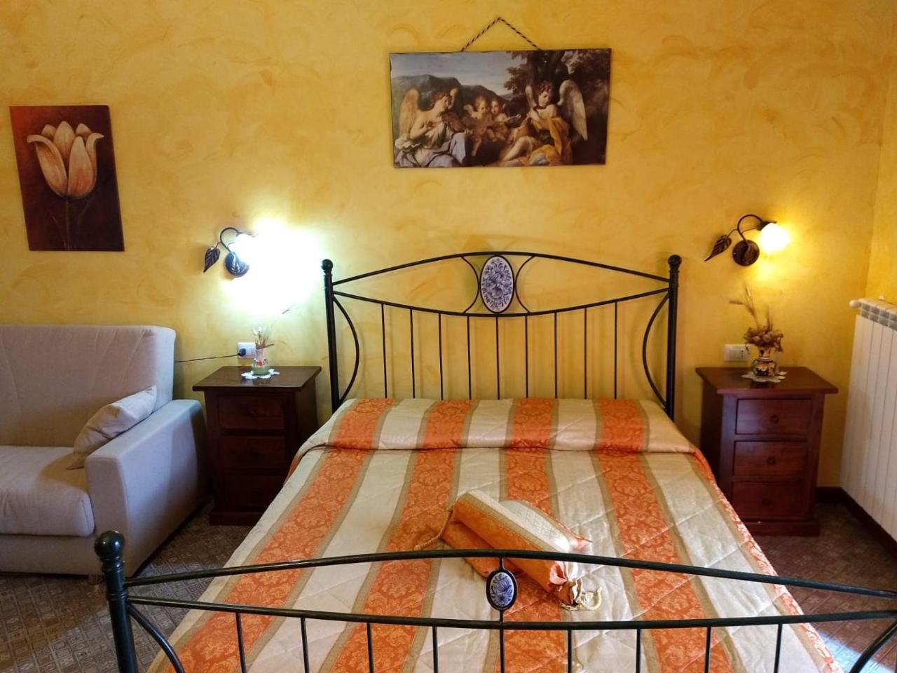 Palazzo Aprile Hotel กัลตาจีโรเน ภายนอก รูปภาพ
