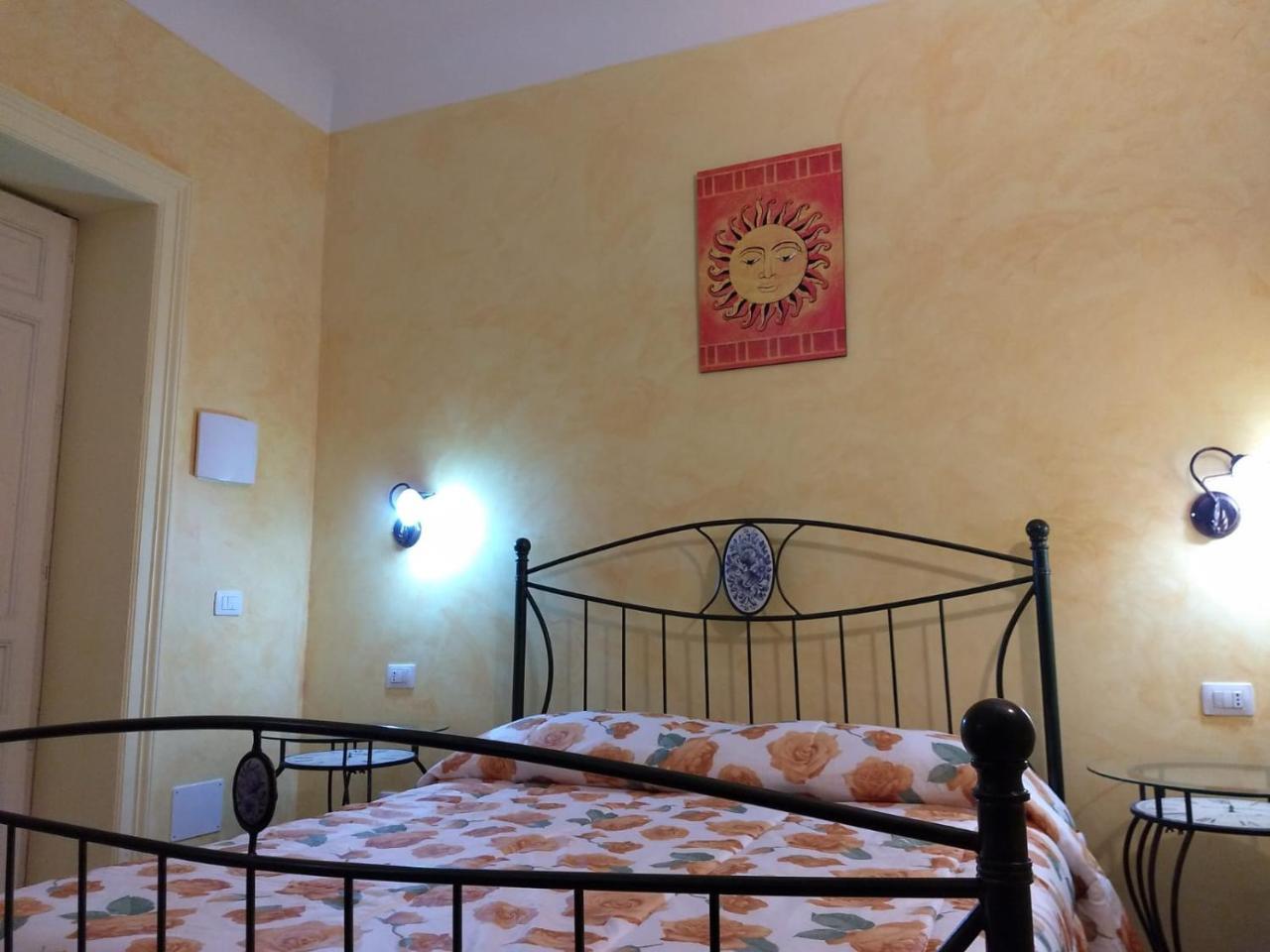 Palazzo Aprile Hotel กัลตาจีโรเน ภายนอก รูปภาพ