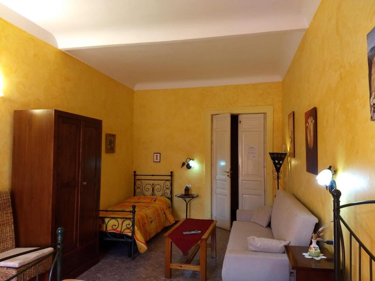 Palazzo Aprile Hotel กัลตาจีโรเน ภายนอก รูปภาพ